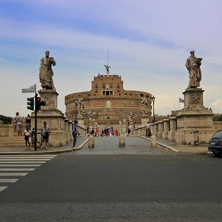 Castel Sant'Angelo Luxury Rooms & Tour Рим Екстер'єр фото