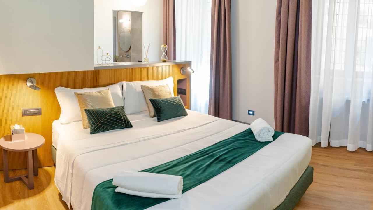 Castel Sant'Angelo Luxury Rooms & Tour Рим Екстер'єр фото
